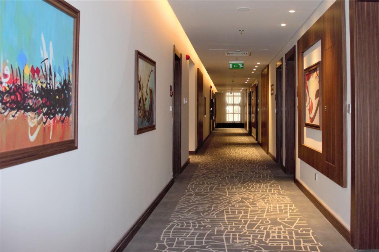 Park Inn By Radisson Makkah Aziziyah Mecca ภายนอก รูปภาพ Interior of a modern hotel